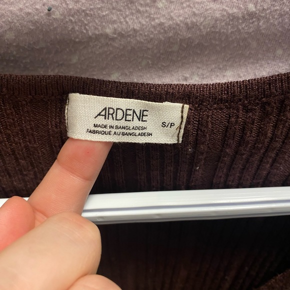 brown ribbed long sleeve scrunch top - Picture 3 of 3